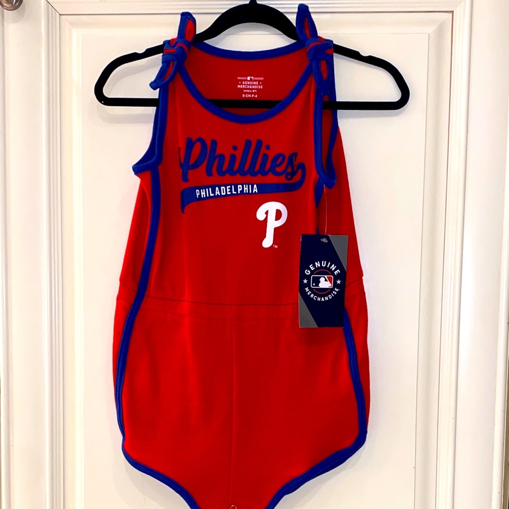 Girls Philadelphia Phillies Red & Navy Blue Hit & Run Romper in Sz S (4)